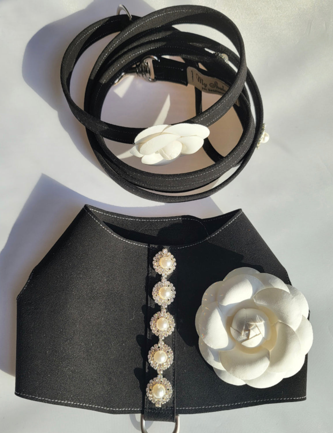 Shalom Camellia Harness Set