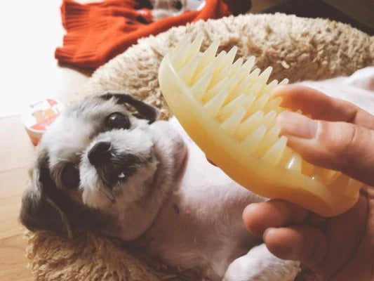 Doggyman Pet Soft Scalp / Deshedding Massager