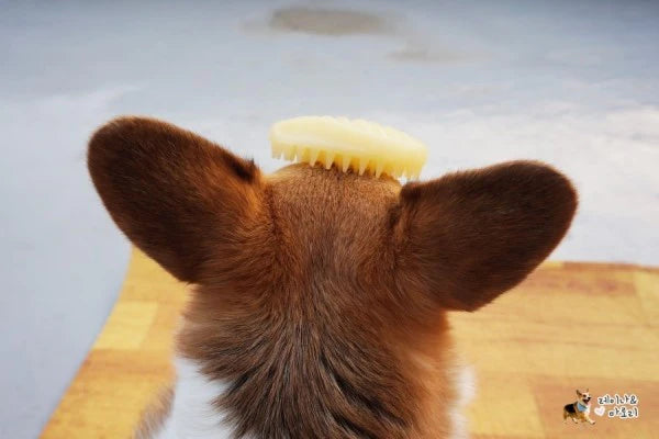 Doggyman Pet Soft Scalp / Deshedding Massager