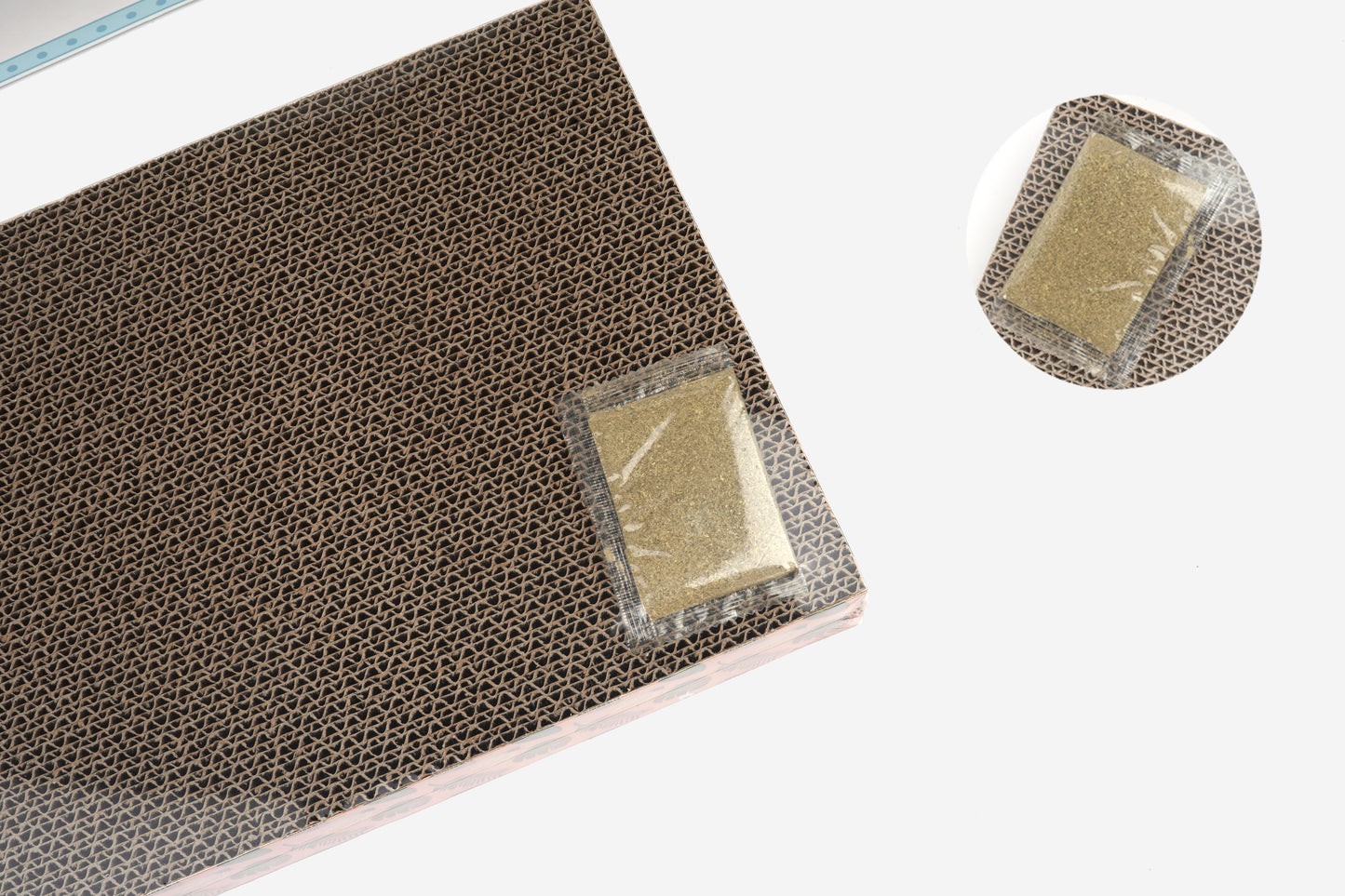 Pariscat Square Scratcher