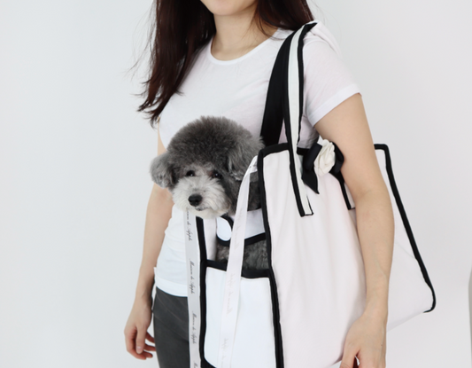 Maison de Apple Camellia Bag