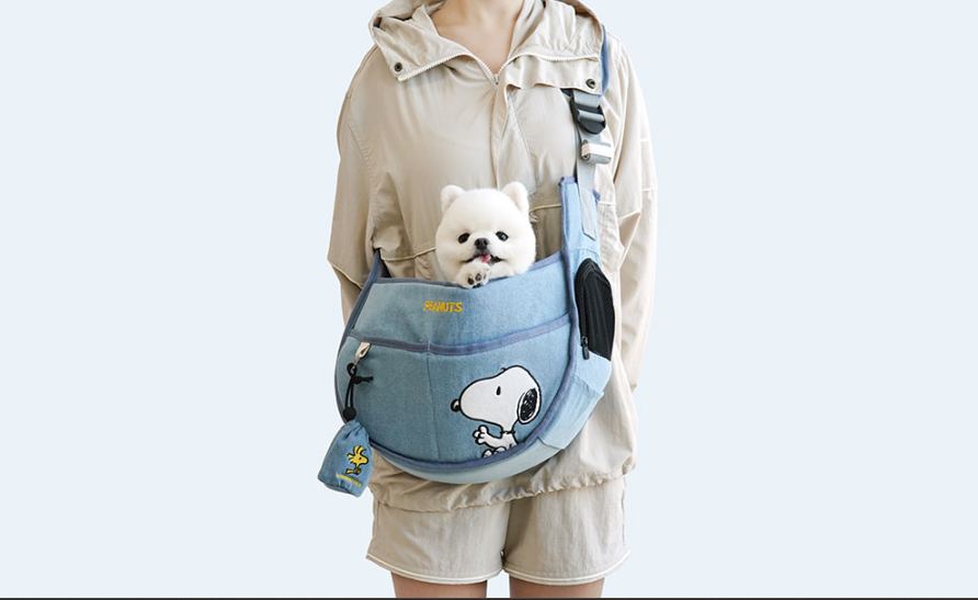 Parisdog Snoopy Peanuts Denim Sling Bag